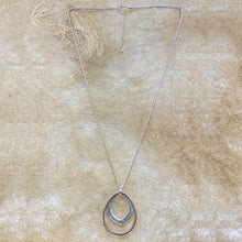 Load image into Gallery viewer, Metal Pendant Long Necklace
