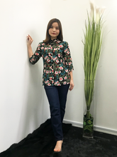 Load image into Gallery viewer, Joan Sports Floral Blouse
